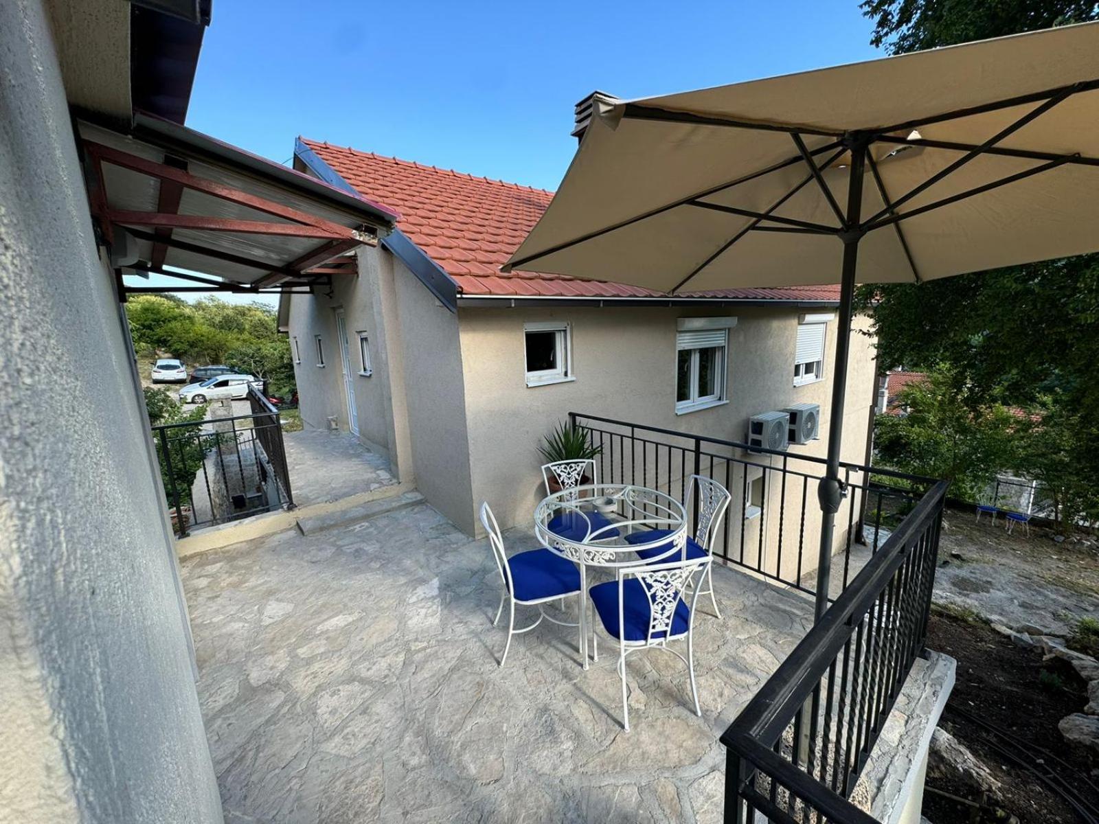 Villagio דירה וירפזאר
